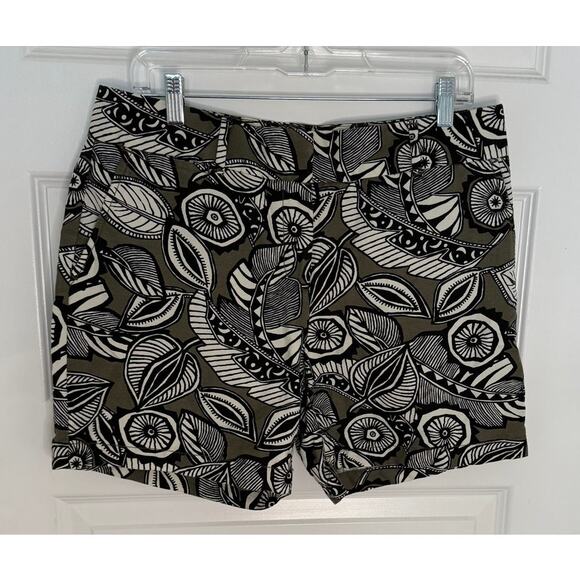 Ann Taylor LOFT Black Green White Floral Print Shorts Size 8 - Picture 1 of 4